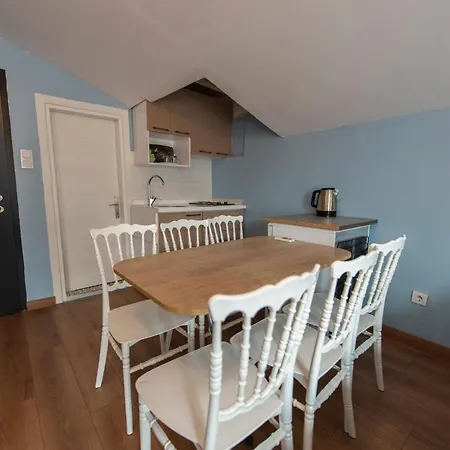 Apartamento Penthouse In 5th Floor In Taksim