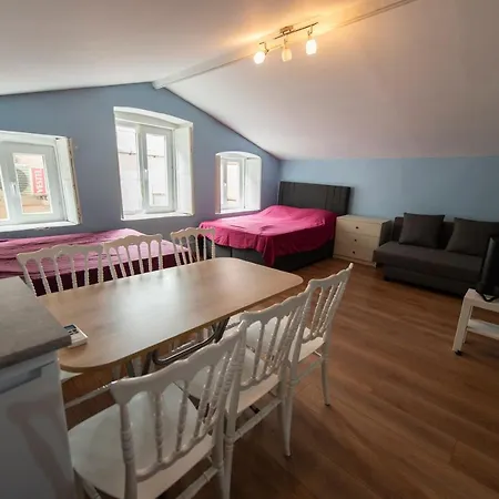 Penthouse In 5th Floor In Taksim * Estambul