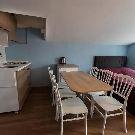 Penthouse In 5th Floor In Taksim * Estambul